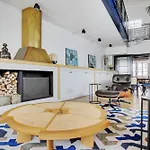 Villa Bastille With Services By Pick A Flat