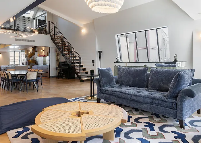 Villa Bastille With Services By Pick A Flat
