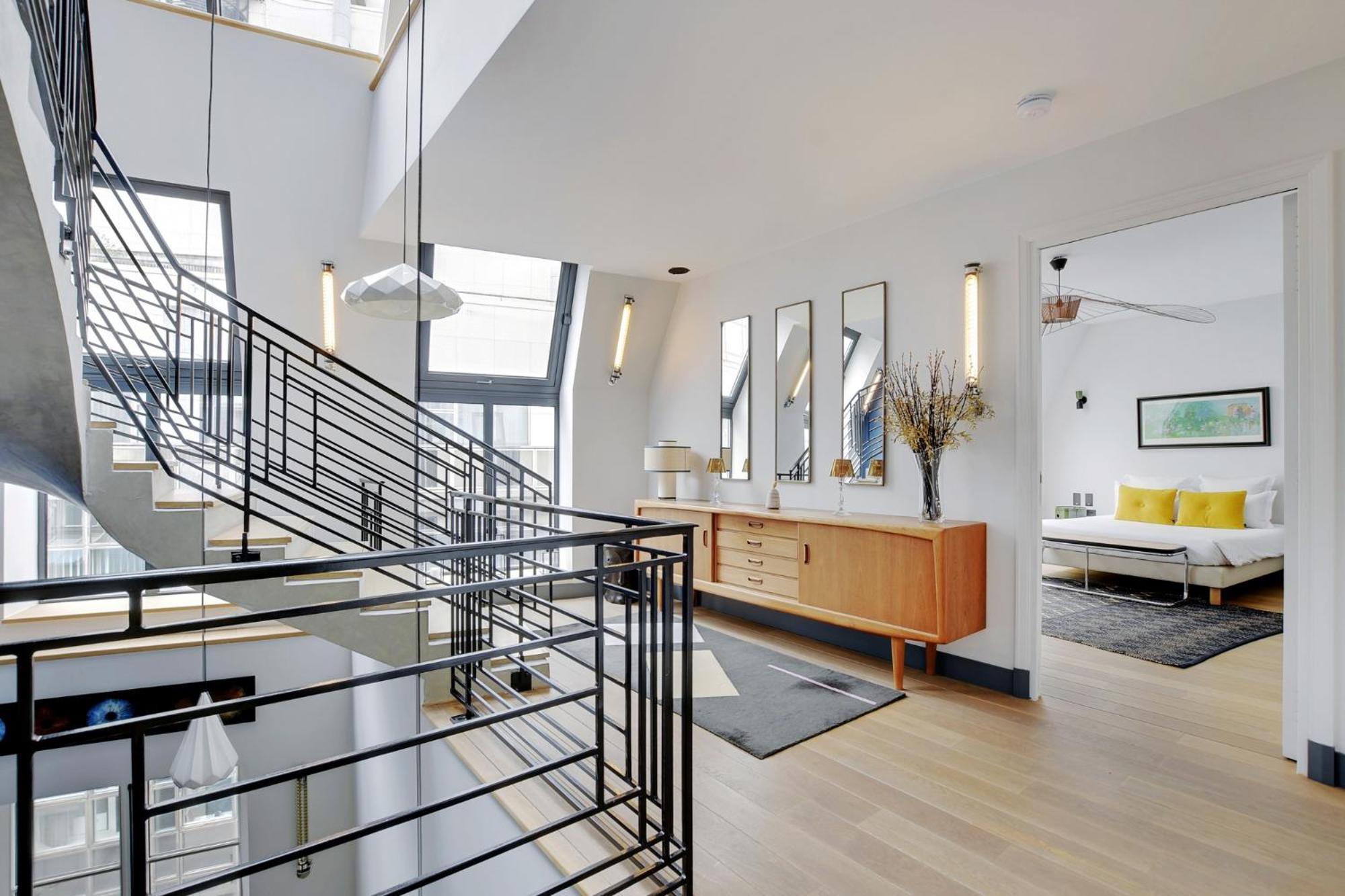 Bastille With Services By Pick A Flat Parijs